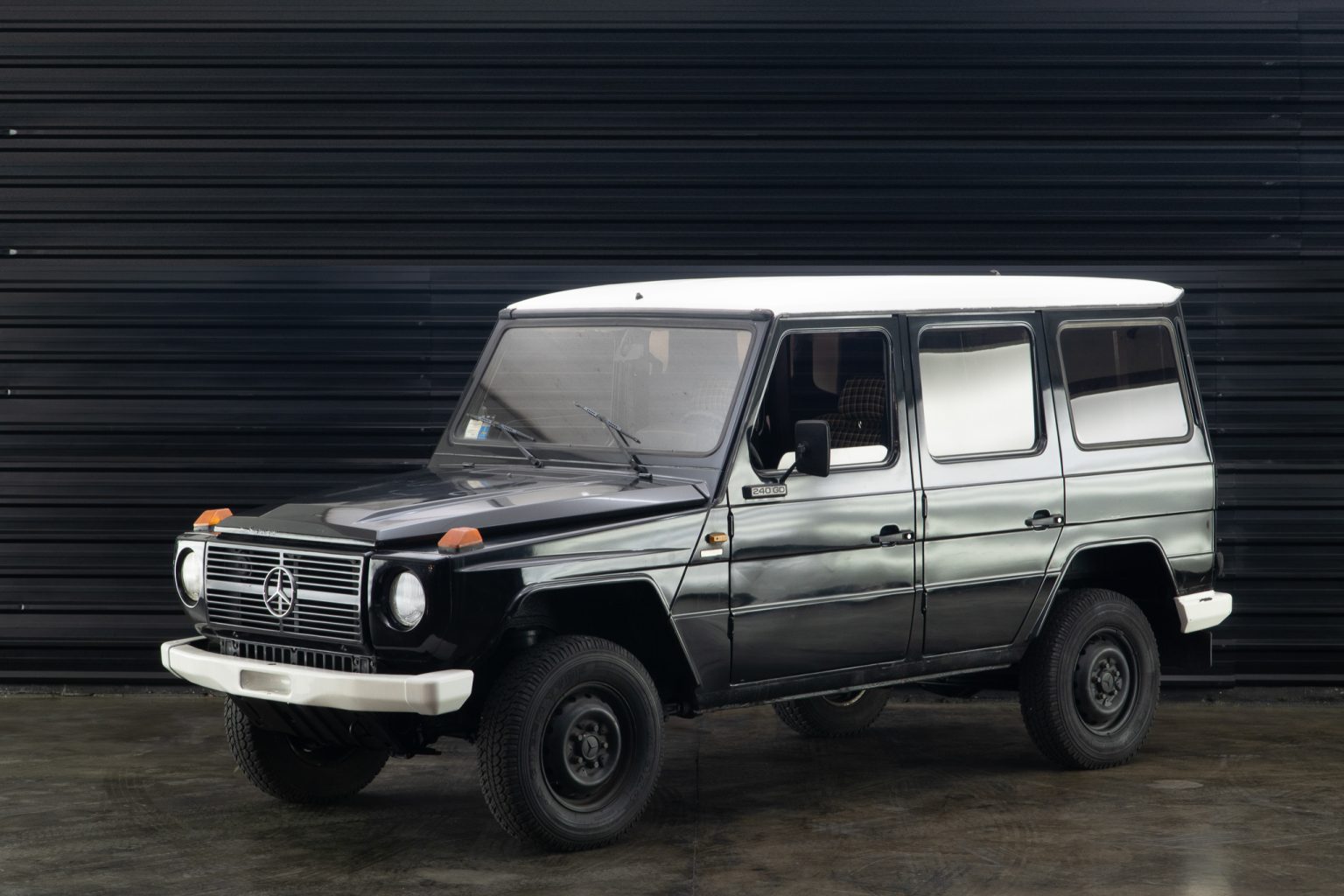 1980 Mercedes-Benz 240GD a venda for sale the garage