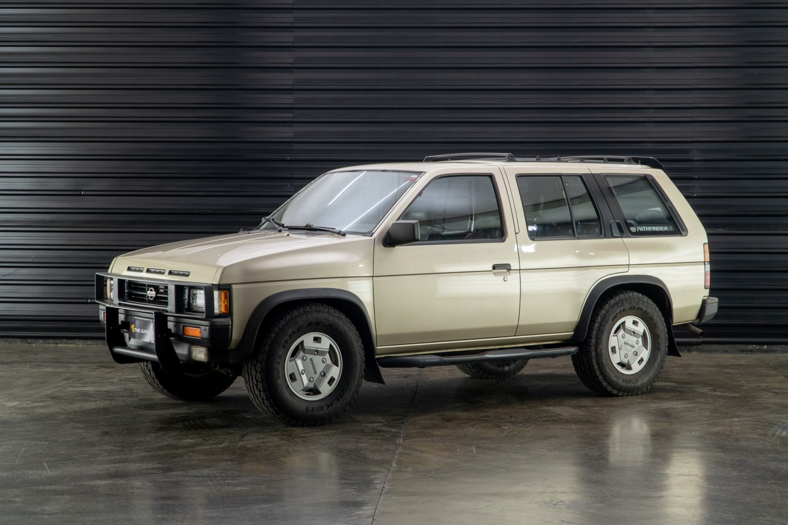 1992 Nissan Pathfinder XE-V6 venda the garage for sale