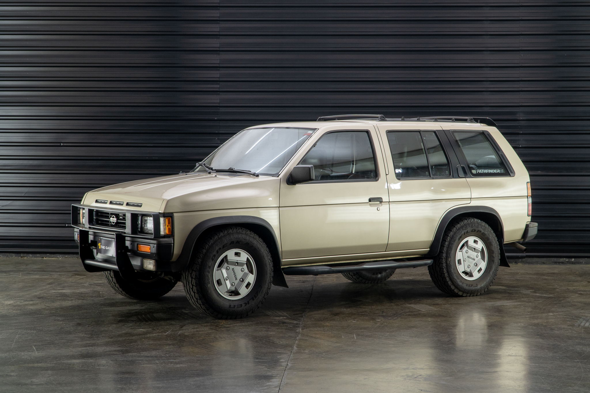 1992 Nissan Pathfinder XE-V6 venda the garage for sale