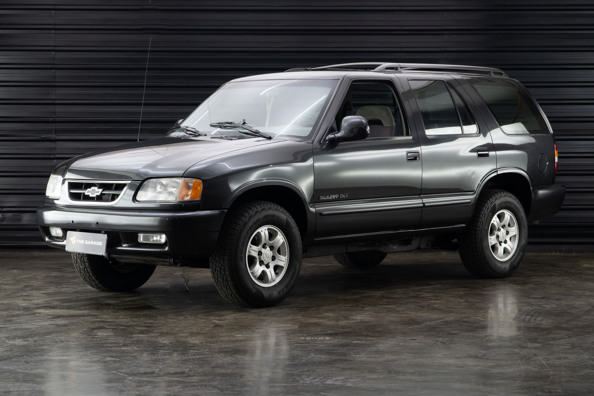 1997 Chev Blazer DLX 4.3 V6 a venda the garage