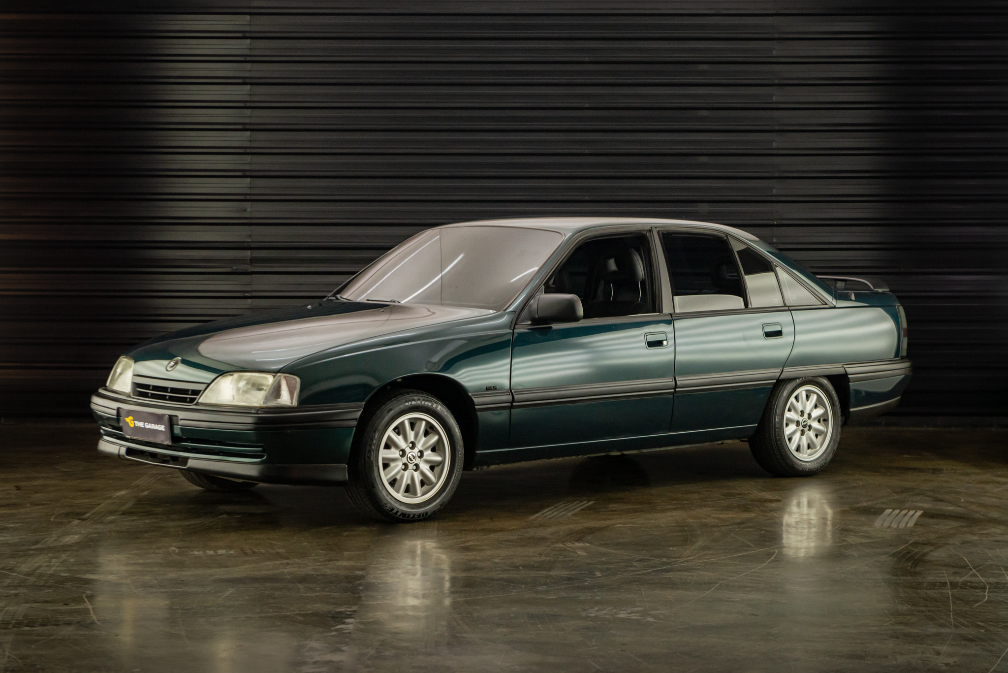 1998 chevrolet omega gls- a venda the garage