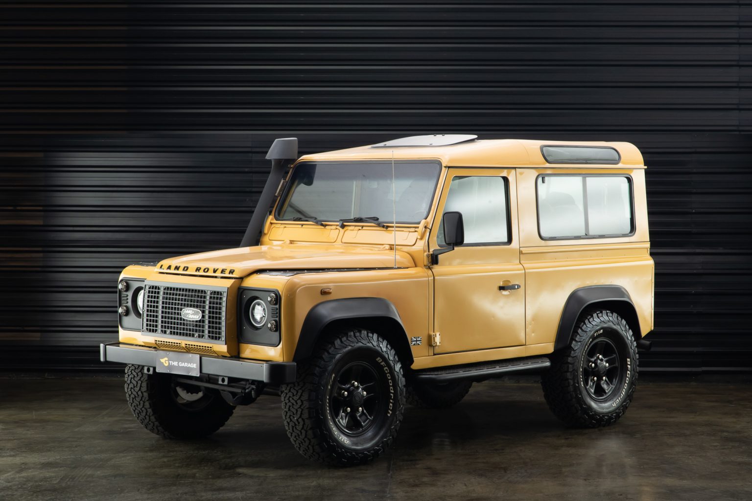 1999 Land Rover Defender 90 HT a venda the garage