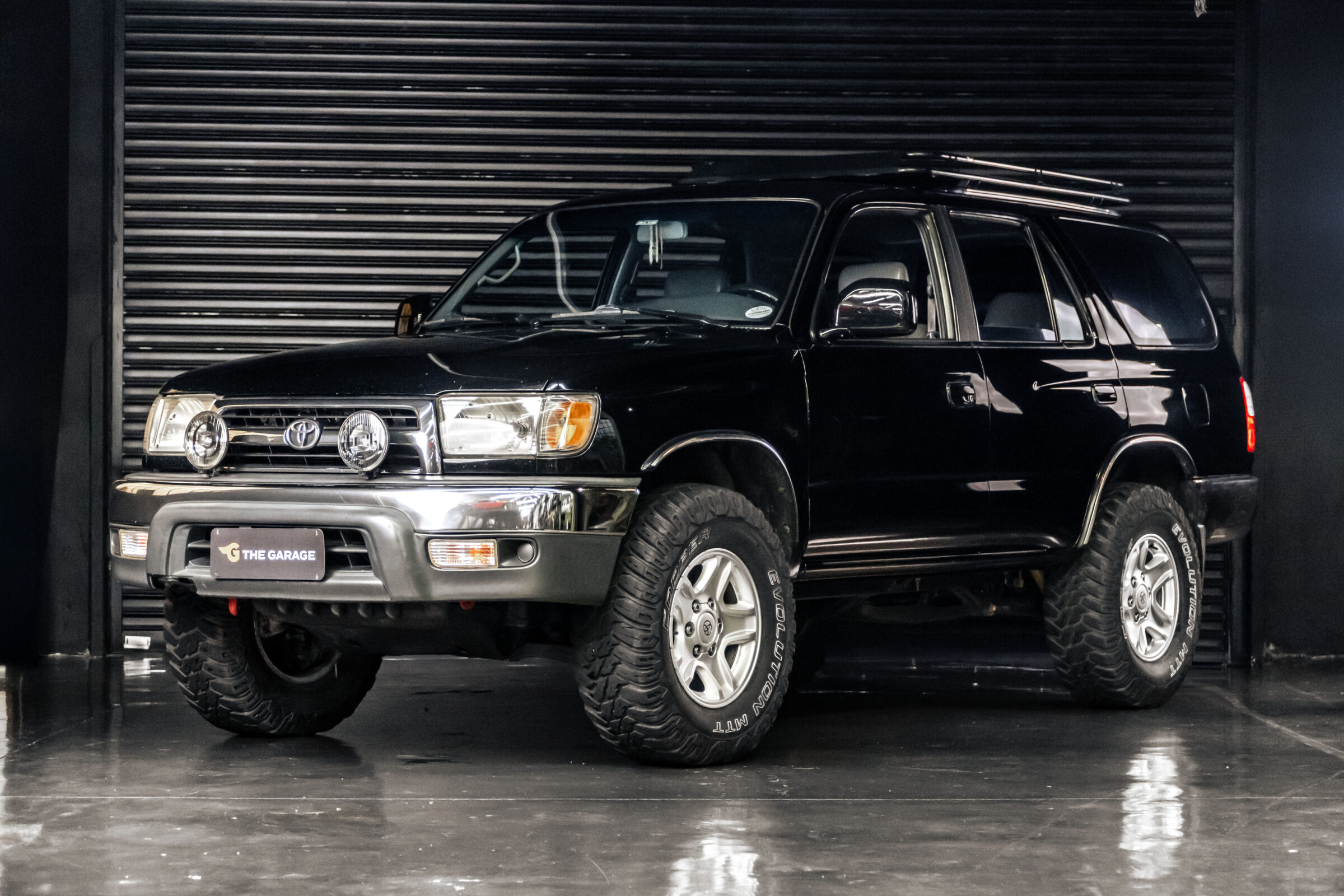 2000 Toyota Hilux SW4 venda compra the garage for sale
