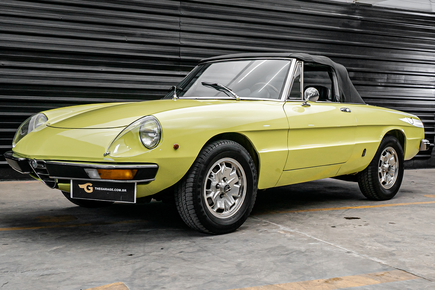 1974 Alfa Romeo Spider 2000 Venda Compra The Garage For Sale