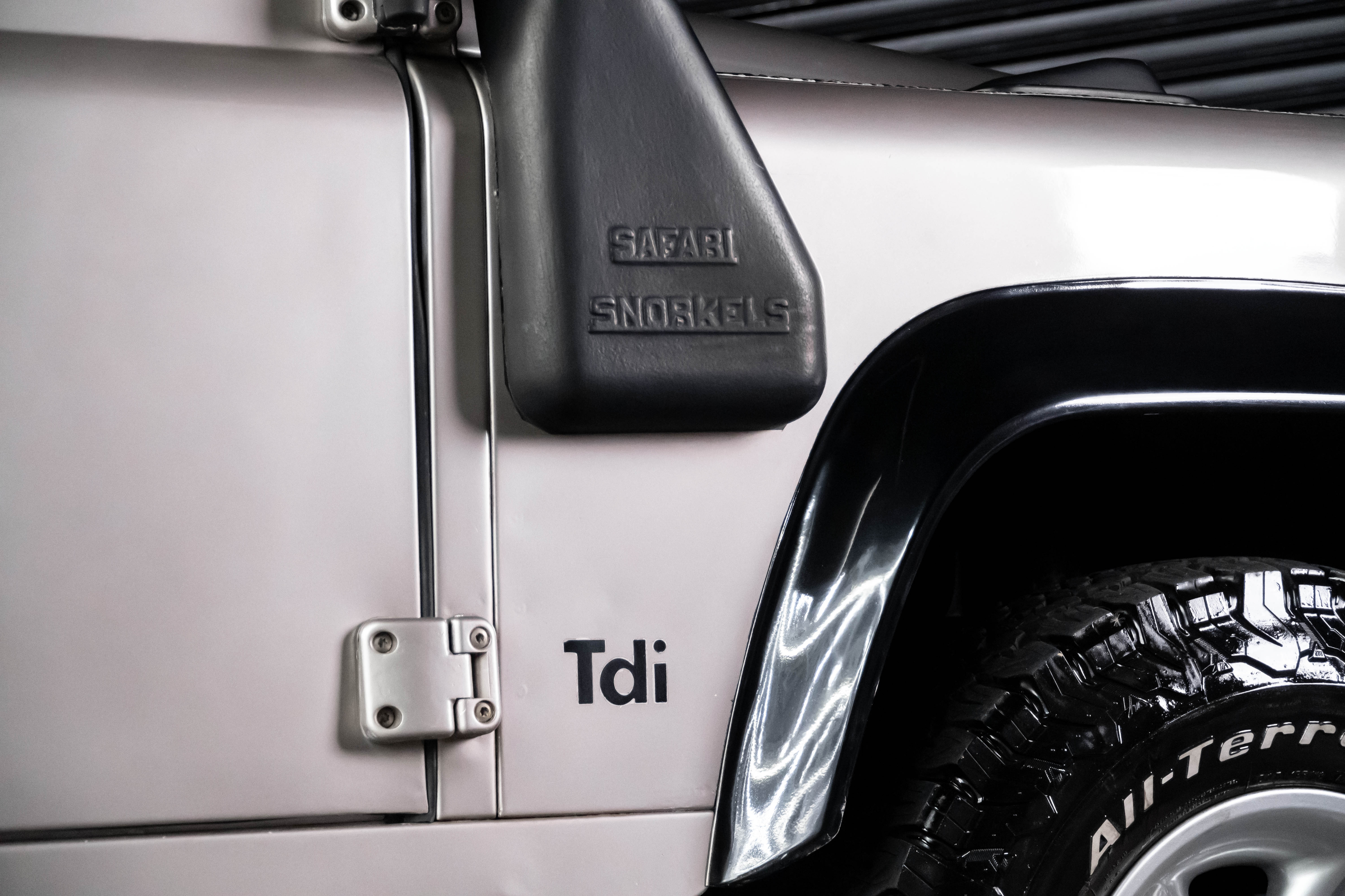 2001 Land Rover Defender 110 Venda Compra The Garage for Sale