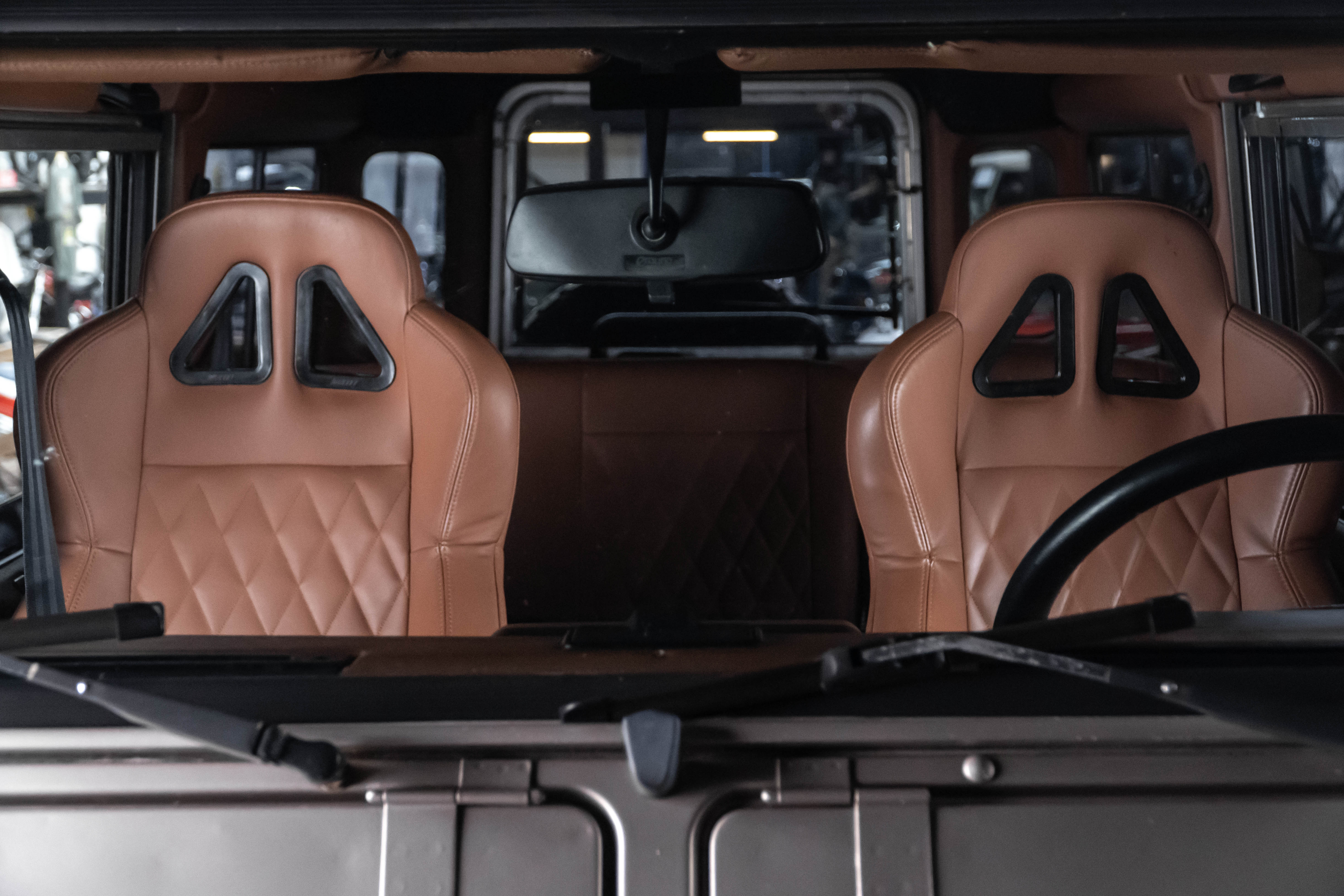 2001 Land Rover Defender 110 Venda Compra The Garage for Sale