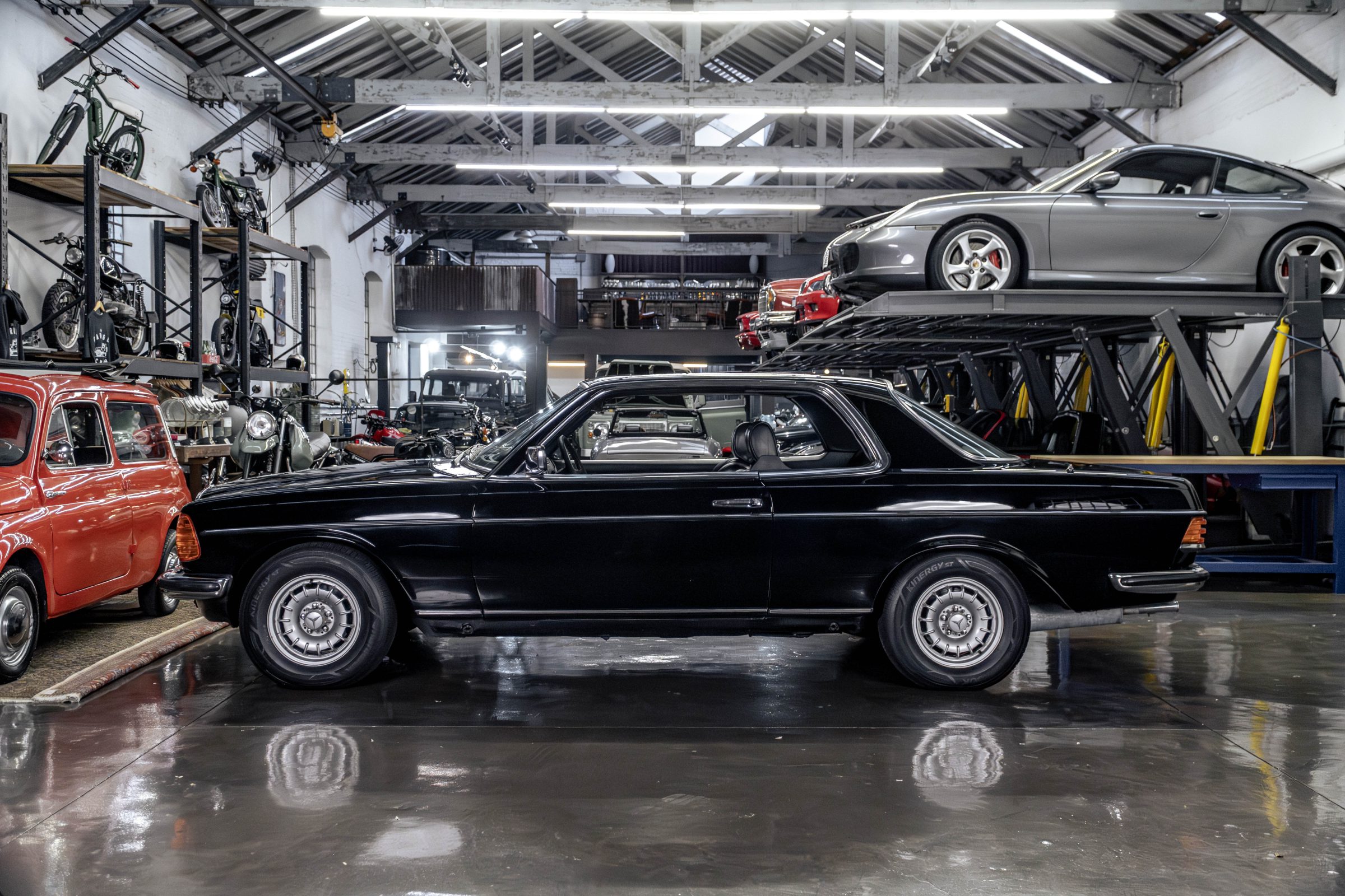 1980 Mercedes-Benz 280CE Venda Compra The Garage For Sale