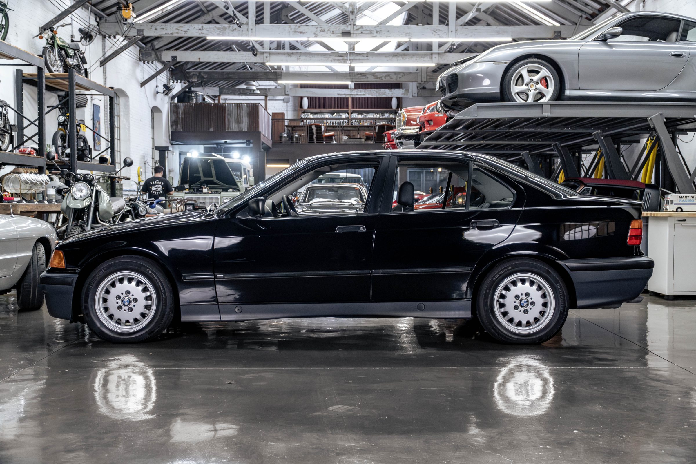 1992 BMW 325i E36 Venda Compra The Garage For Sale