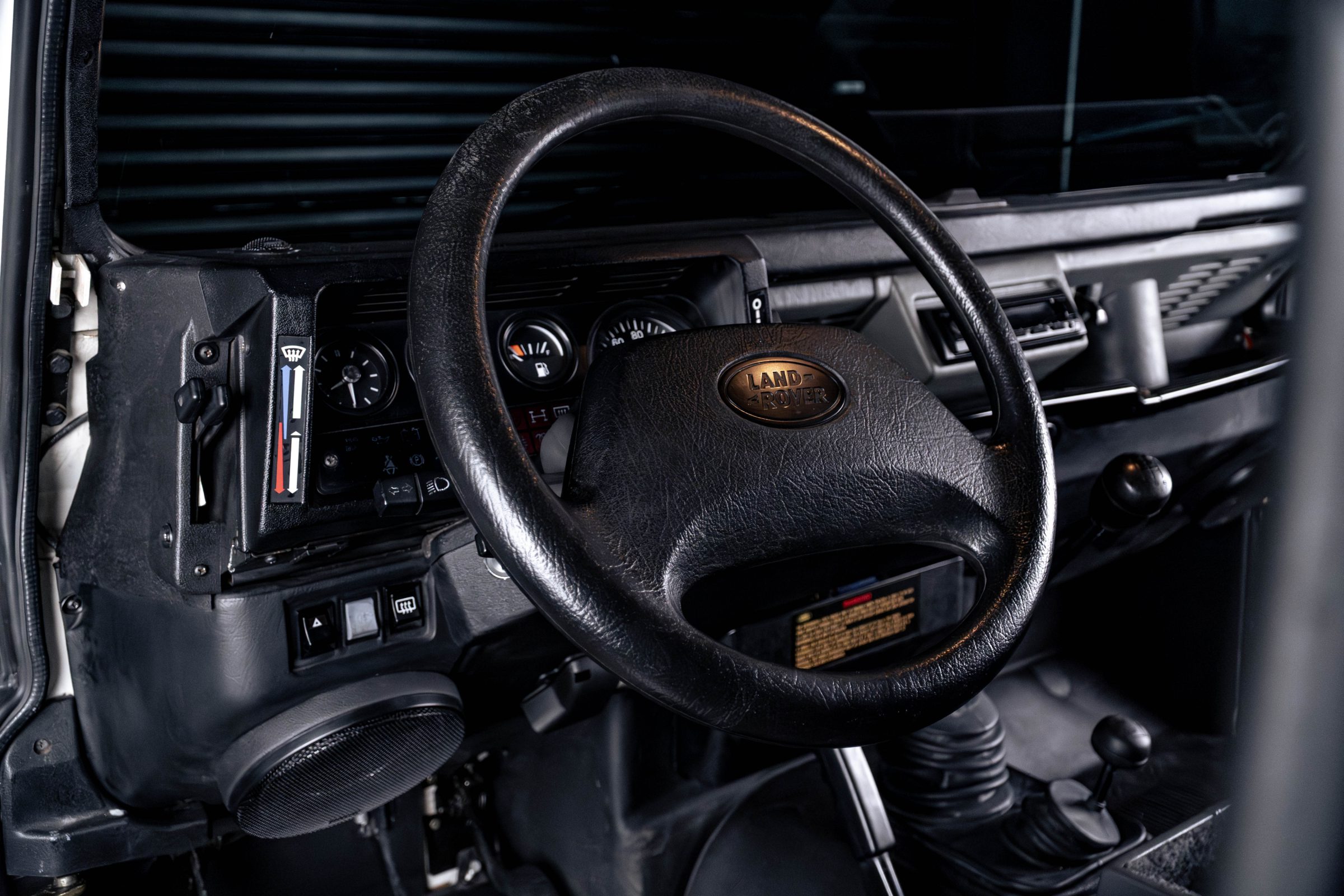 1997 Land Rover Defender 90 Venda Compra The Garage For Sale