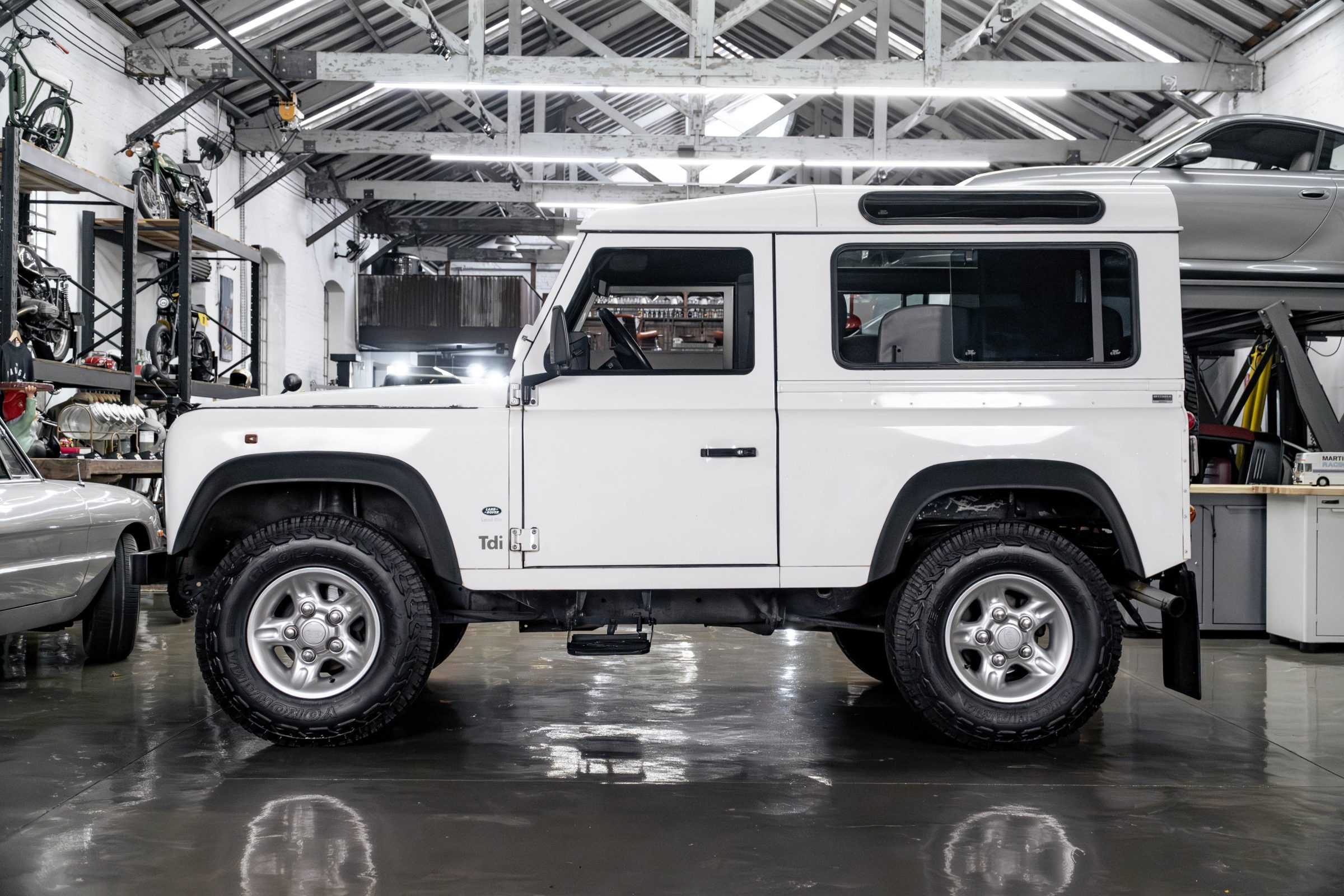 1997 Land Rover Defender 90 Venda Compra The Garage For Sale