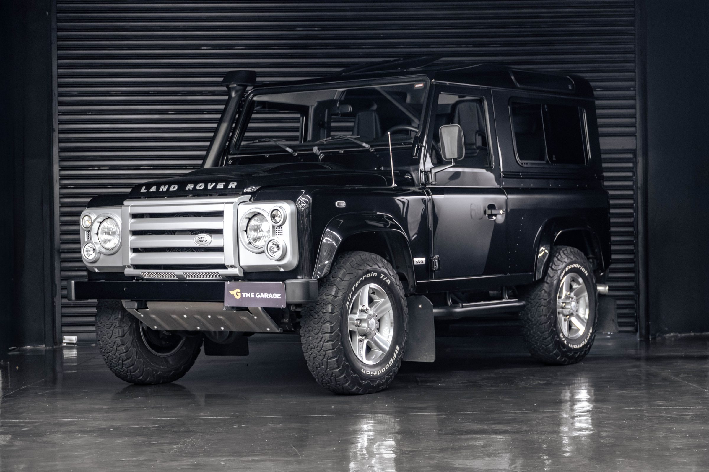 2009 Land Rover Defender 90 SVX Venda Compra The Garage for Sale