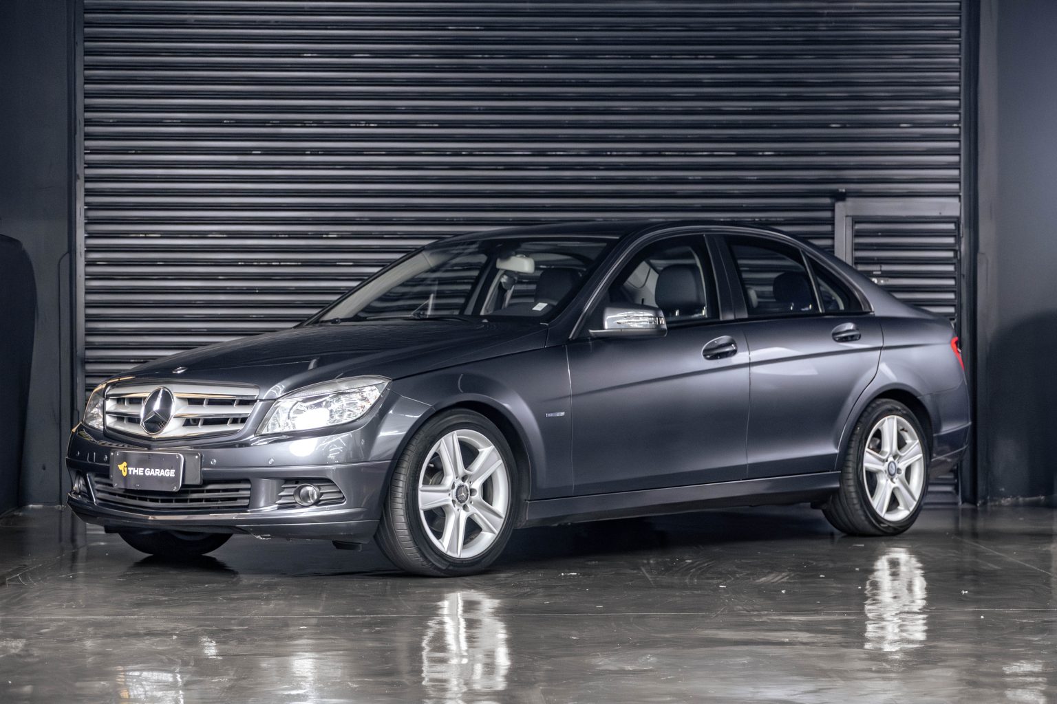 2011 Mercedes-Benz C180 Venda Compra The Garage For Sale