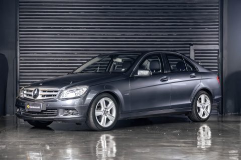 2011 Mercedes-Benz C180 Venda Compra The Garage For Sale