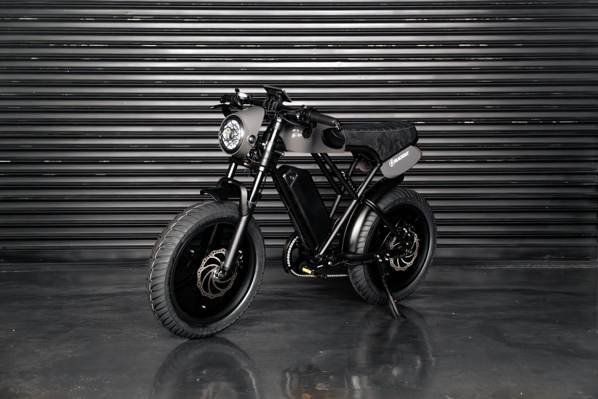 2025 E-Bike Blackout Venda Compra The Garage For Sale