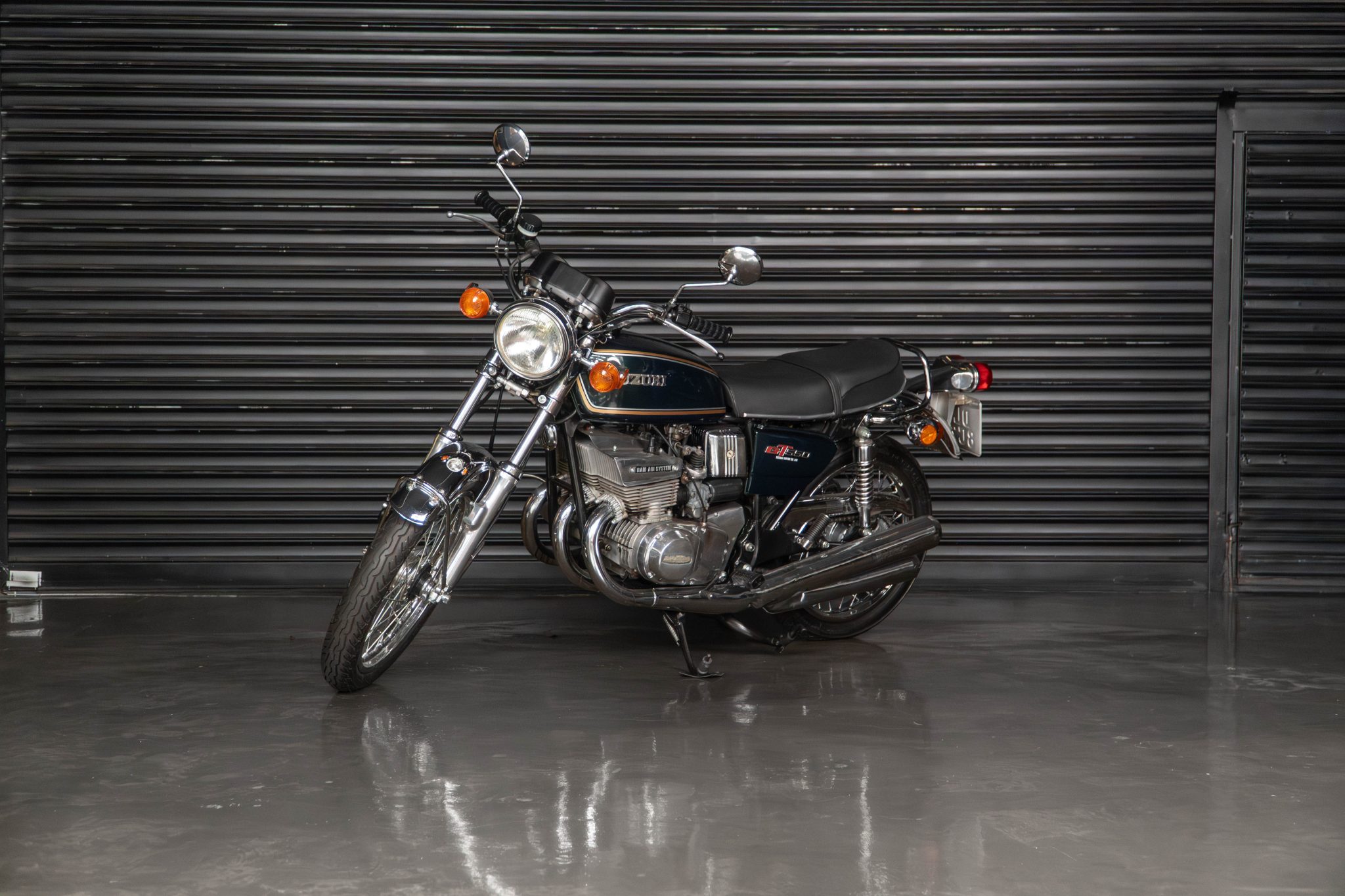 1975 Suzuki GT 550 Venda Compra The Garage For Sale