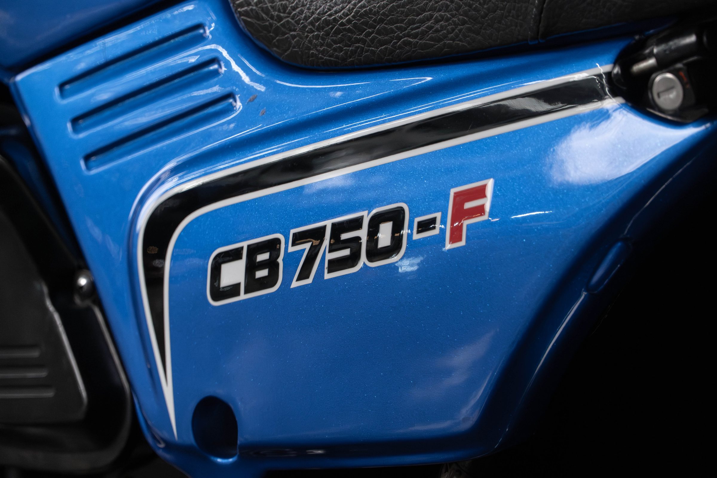 1981 Honda CB 750 F Venda Compra The Garage For Sale