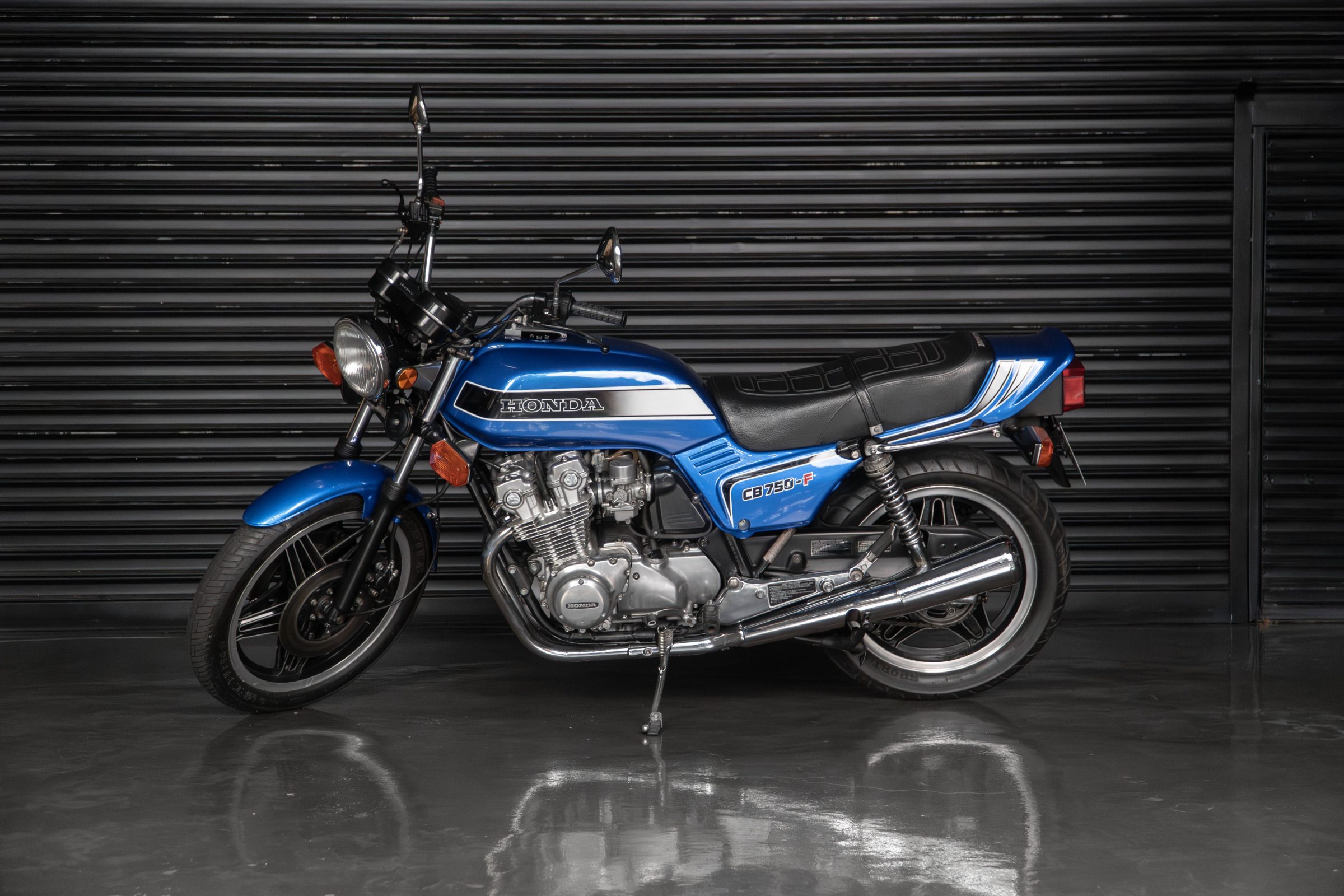 1981 Honda CB 750 F Venda Compra The Garage For Sale