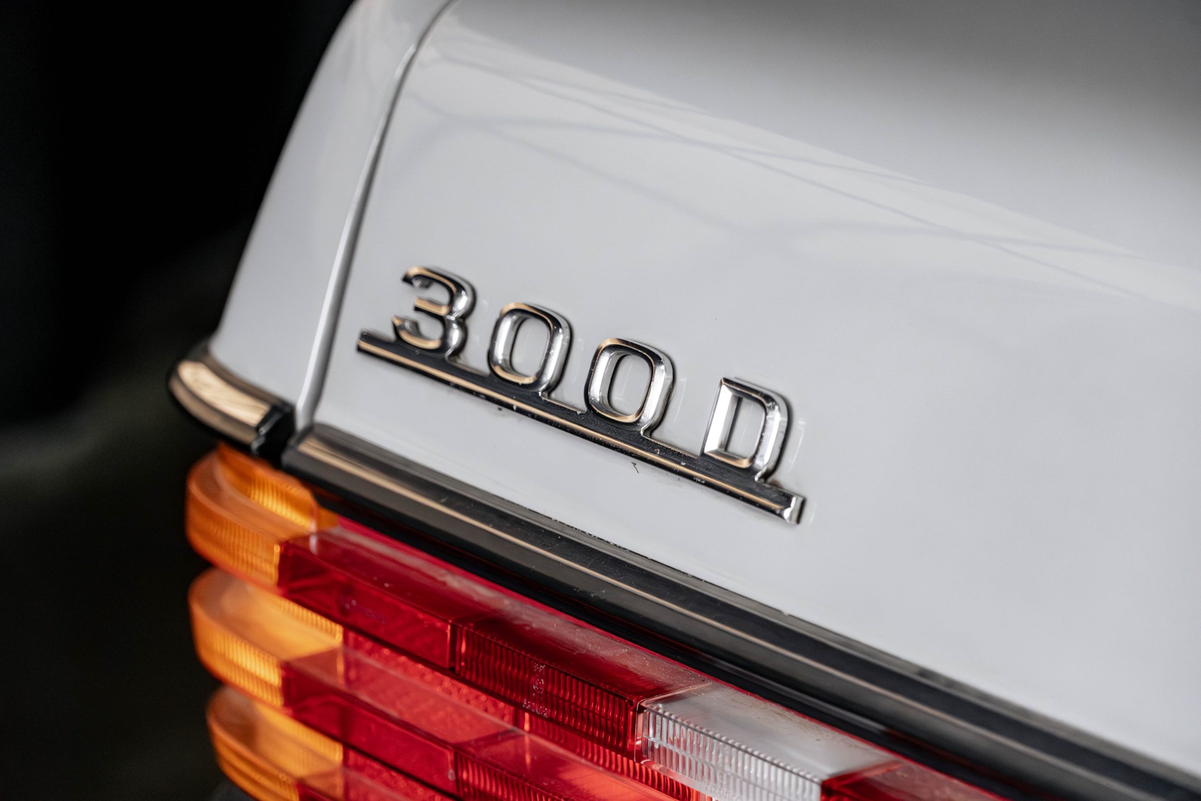 1984 Mercedes-Benz 300D Venda Compra The Garage For Sale