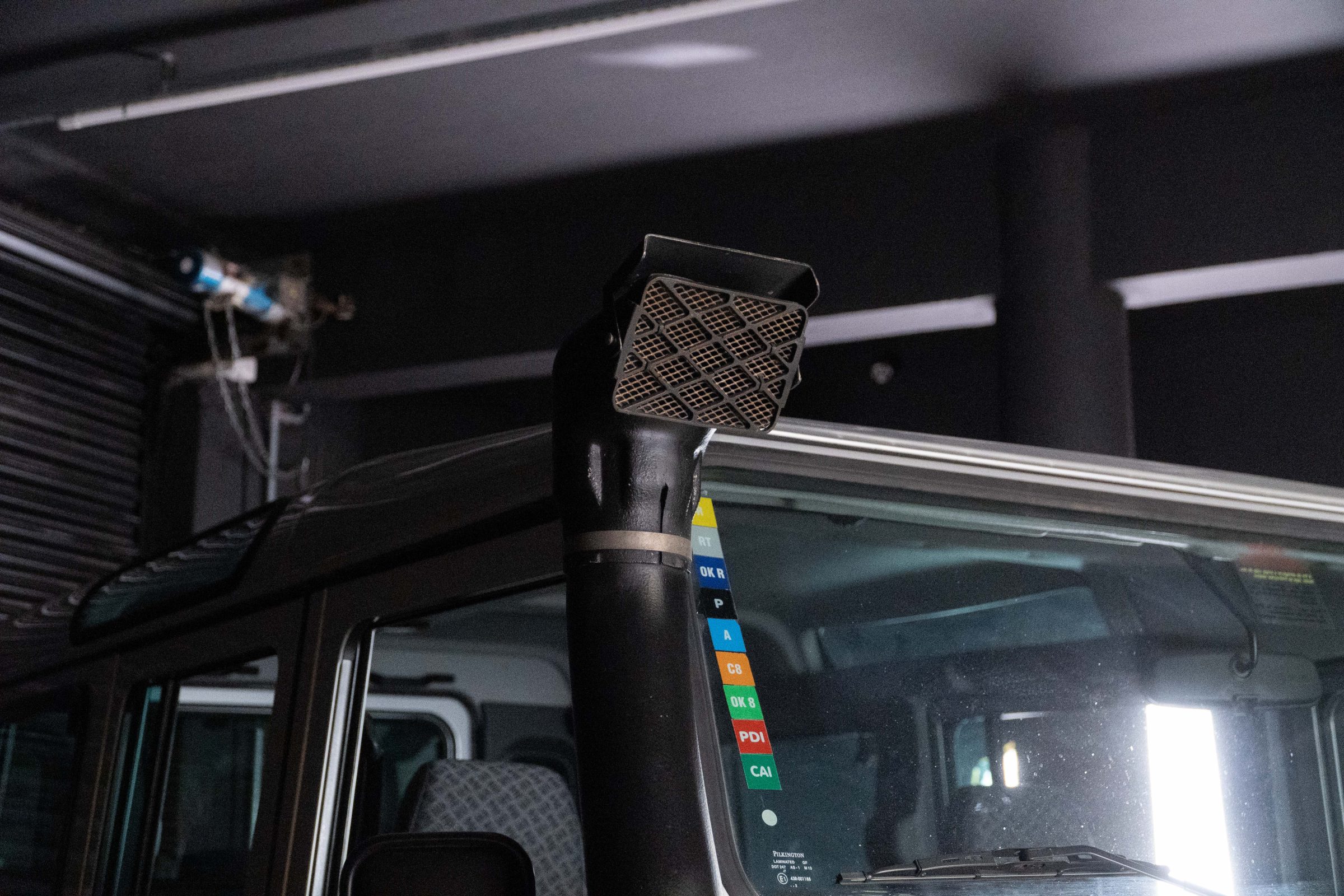 2002 Land Rover Defender 110 Venda Compra The Garage For Sale