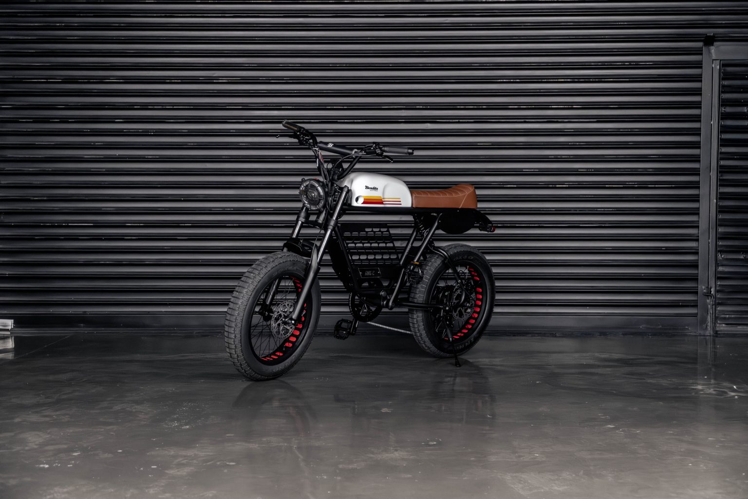 2025 Bendita Califa Venda Compra The Garage For Sale