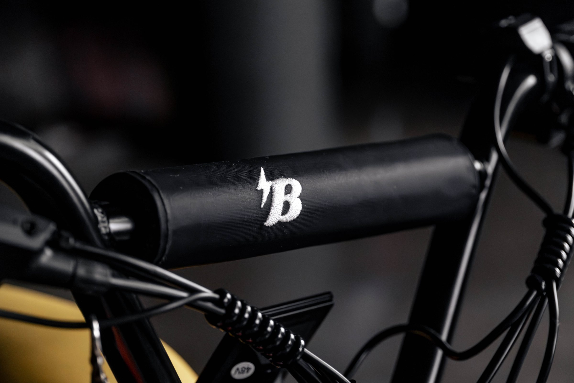 2025 Bendita Venda Compra The Garage For Sale