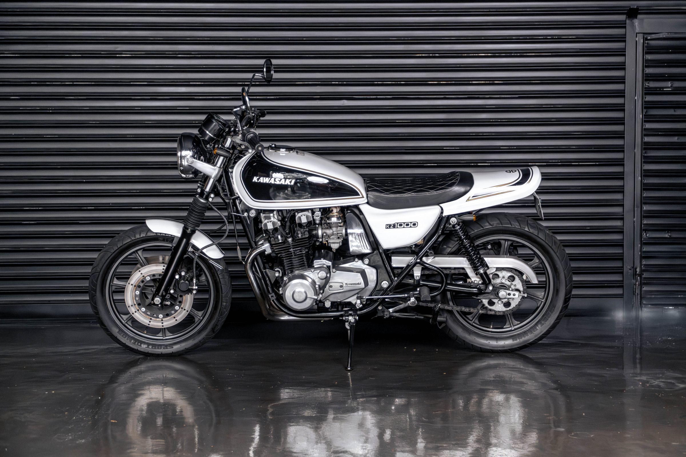 2001 Kawasaki KZ1000 Venda Compra The Garage For Sale