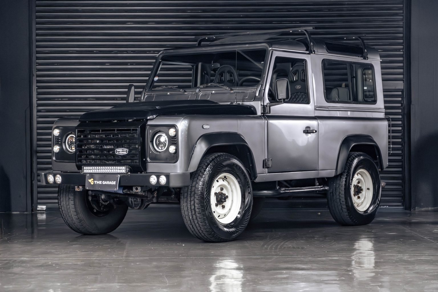 2001 Land Rover Defender 90 Venda Compra The Garage For Sale