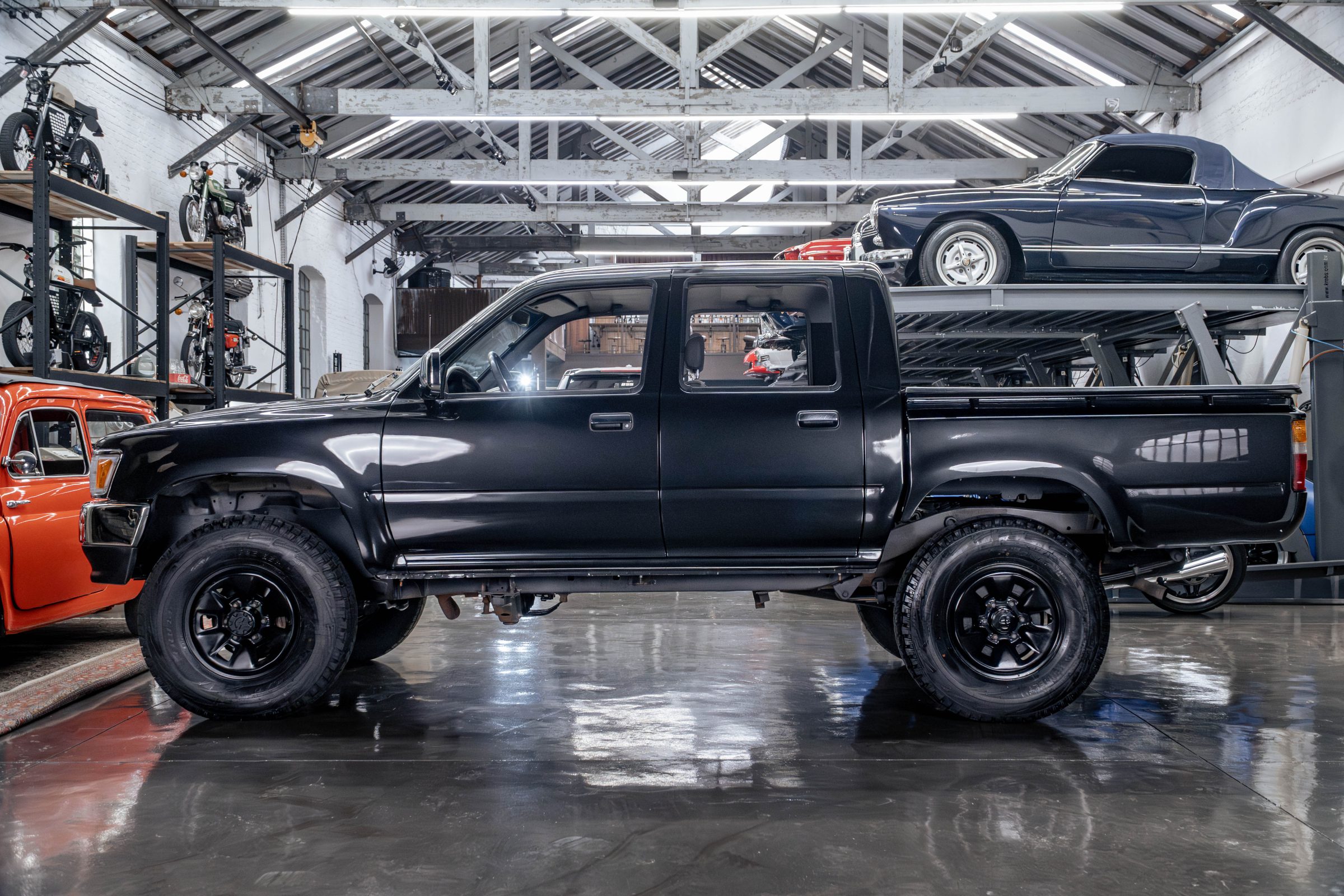 2001 Toyota Hilux SR5 Venda Compra The Garage For Sale