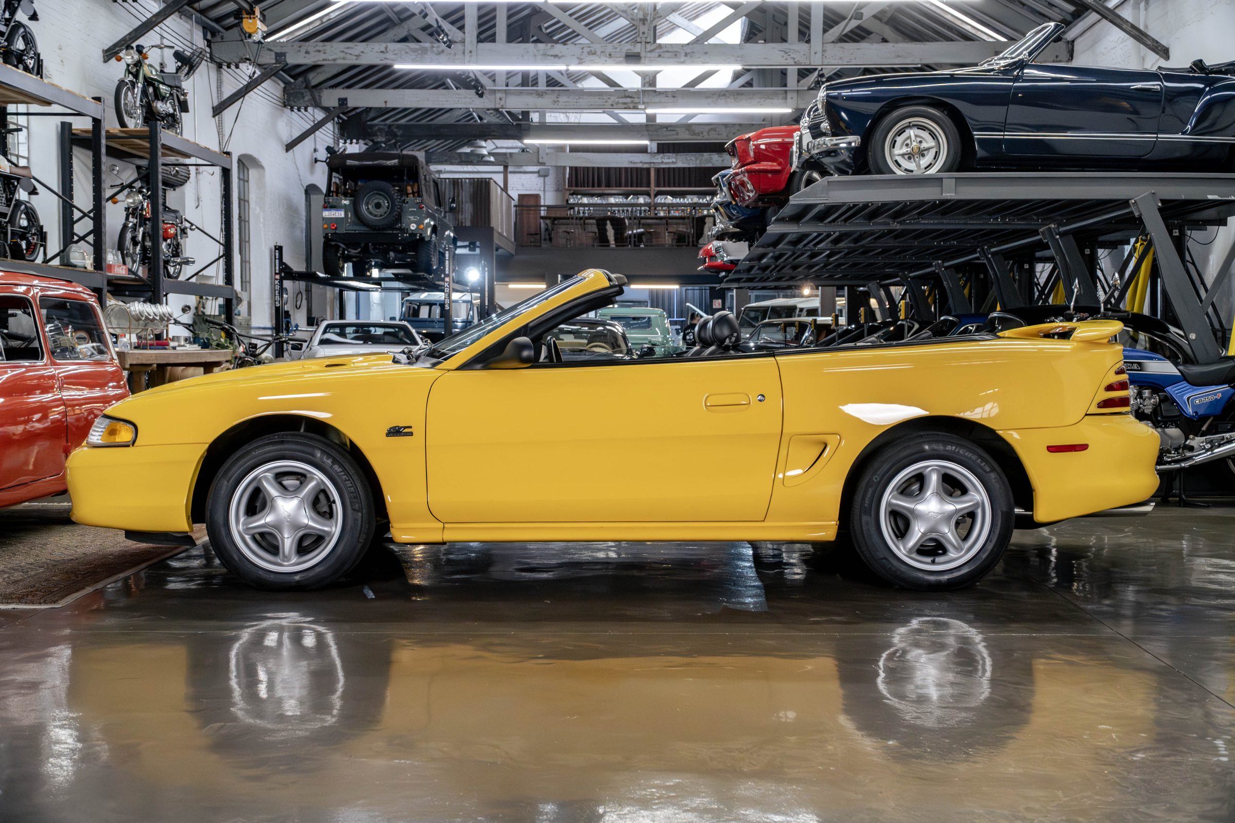 1994 Ford Mustang GT Venda Compra The Garage For Sale