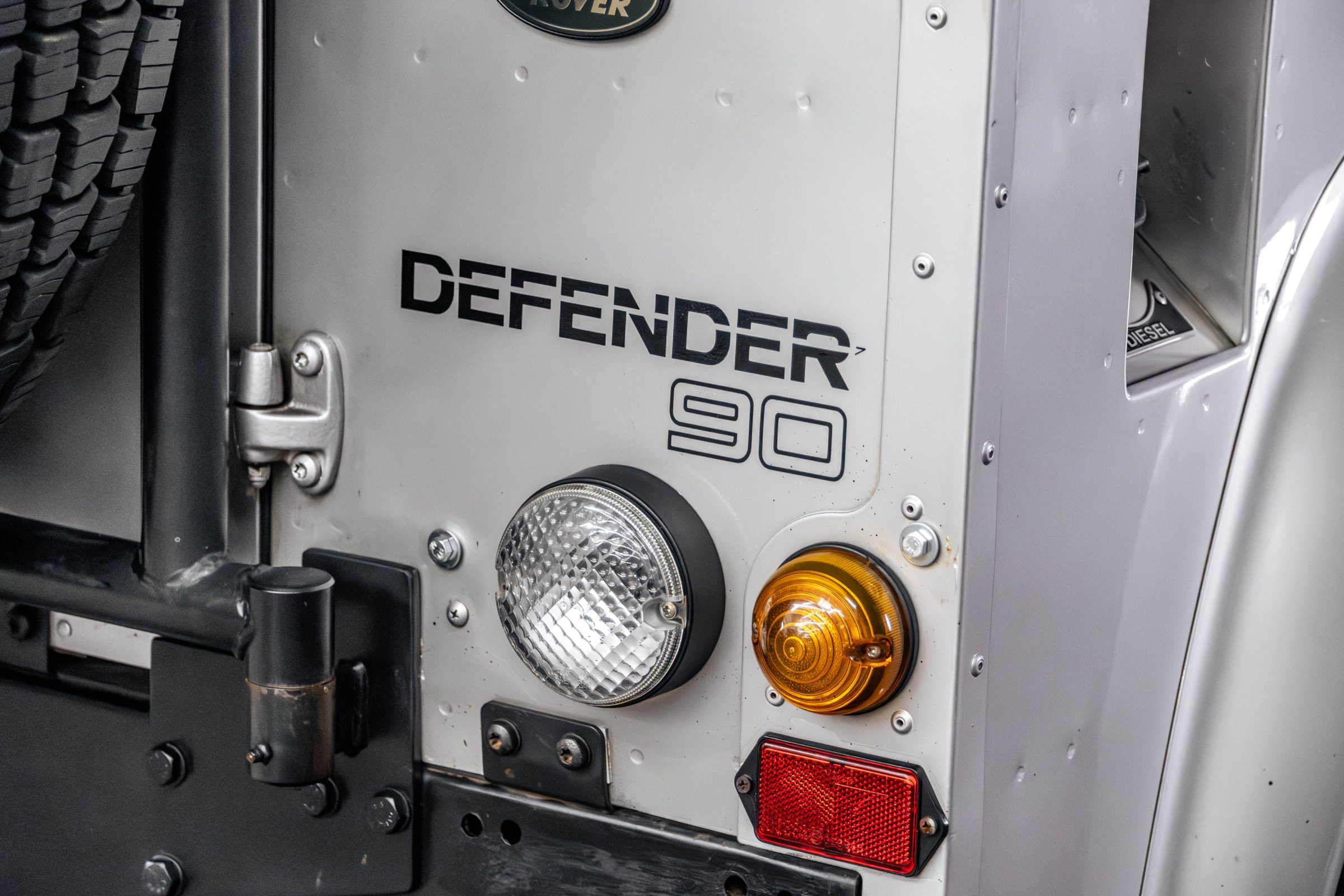 2001 Land Rover Defender 90 Venda Compra The Garage For Sale