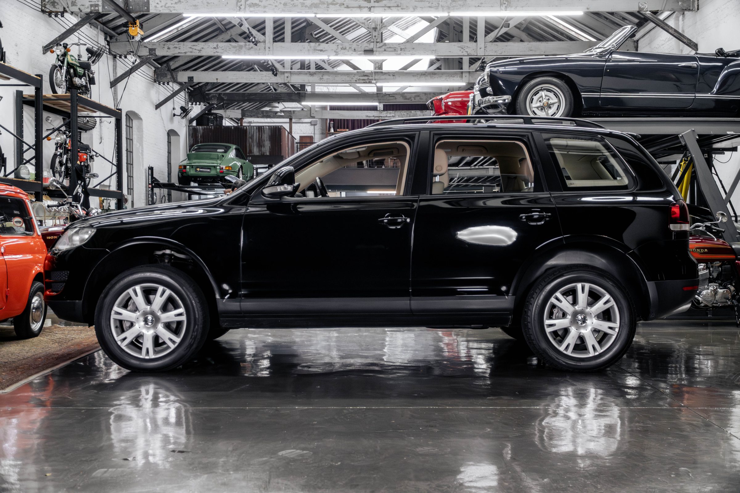 2010 Volkswagen Touareg V6 Venda Compra The Garage For Sale