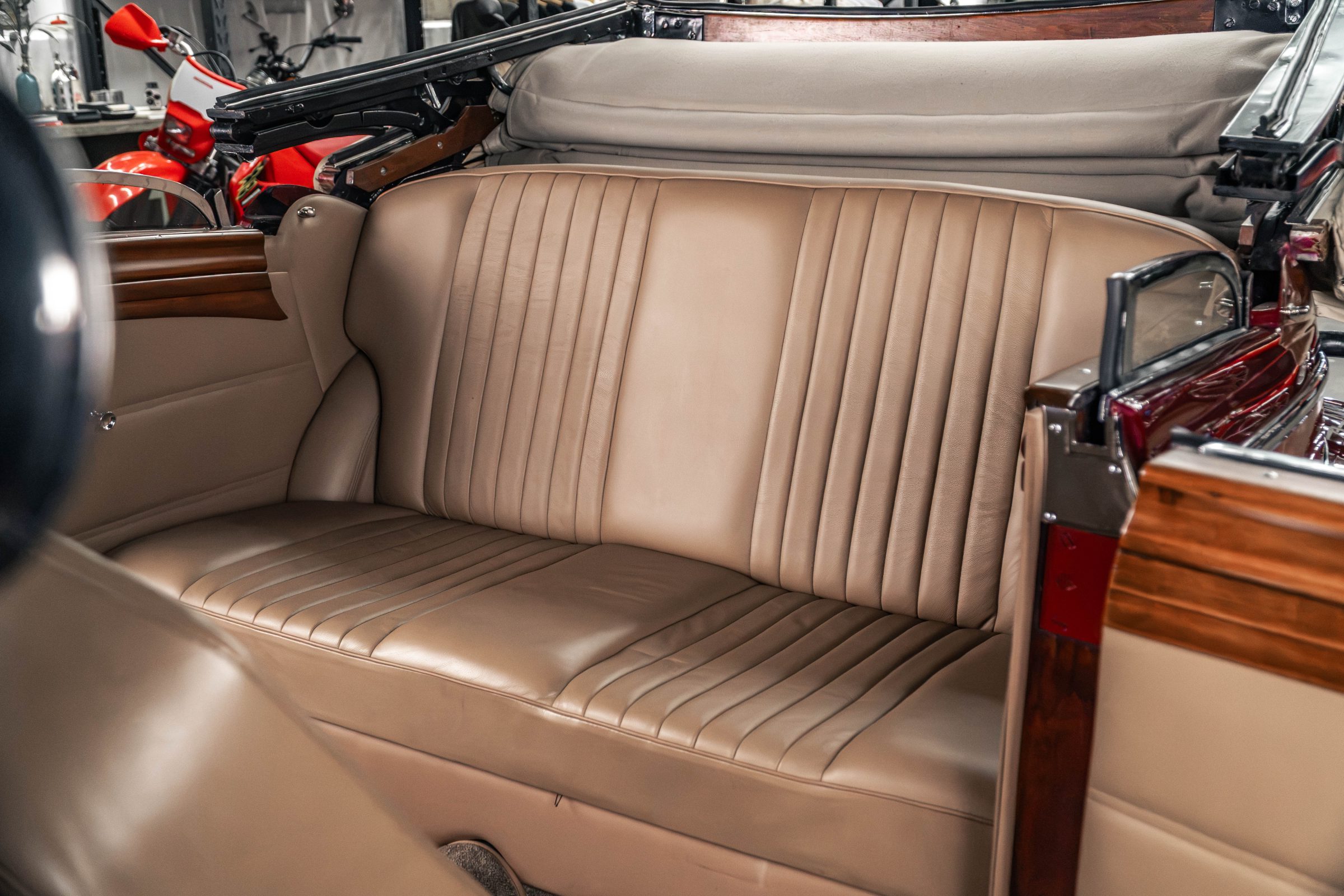 1937 Mercedes-Benz 230 Cabriolet B Venda Compra The Garage For Sale