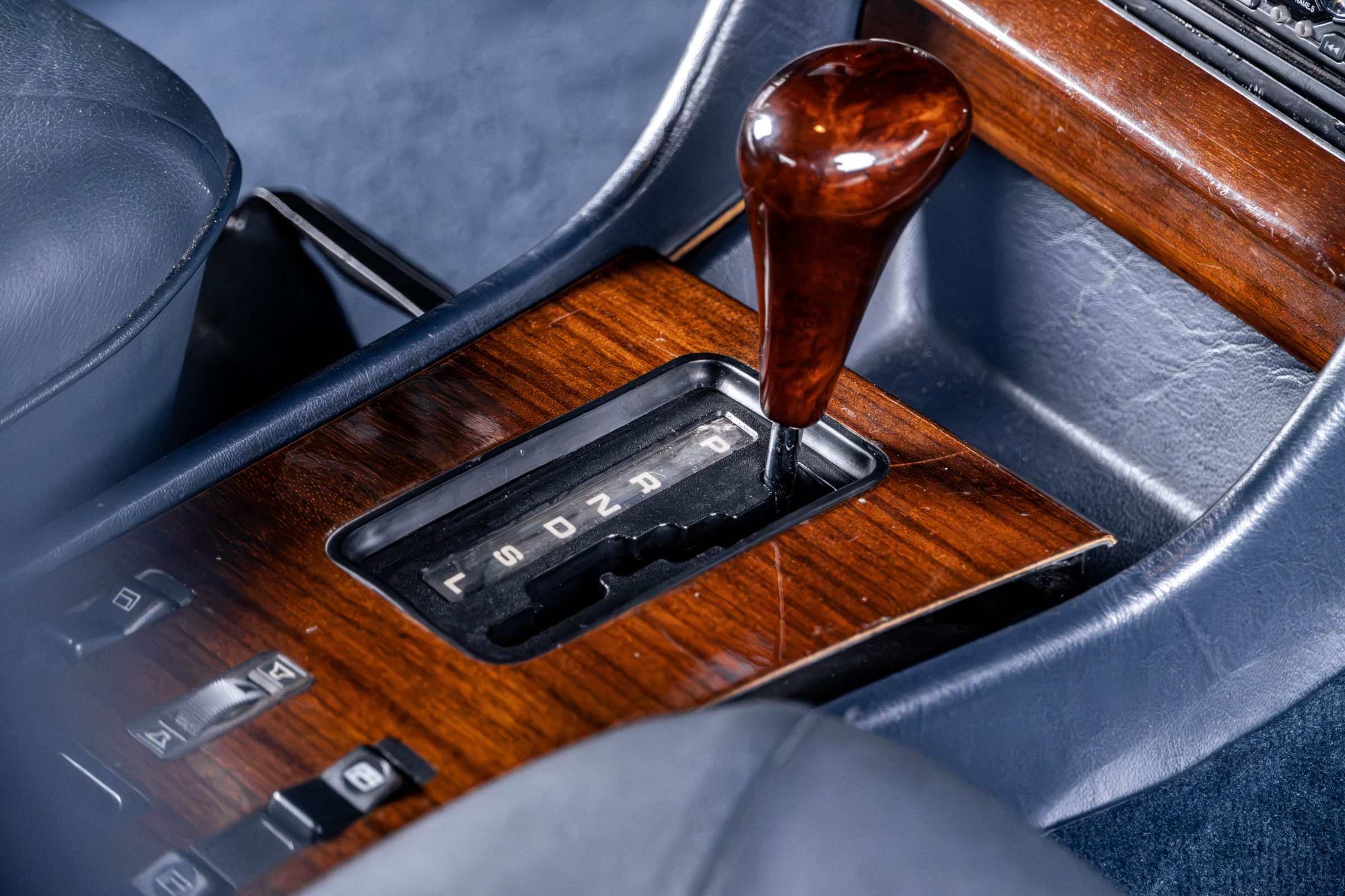 1981 Mercedes-Benz 280 SE Venda Compra The Garage For Sale