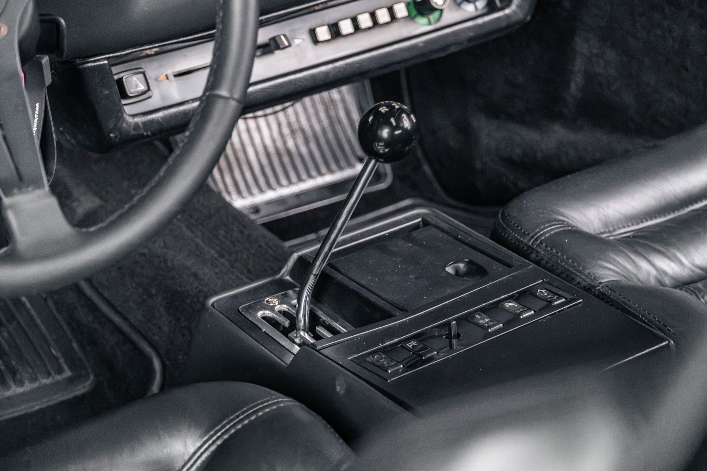 1983 Ferrari Mondial Venda Compra The Garage For Sale