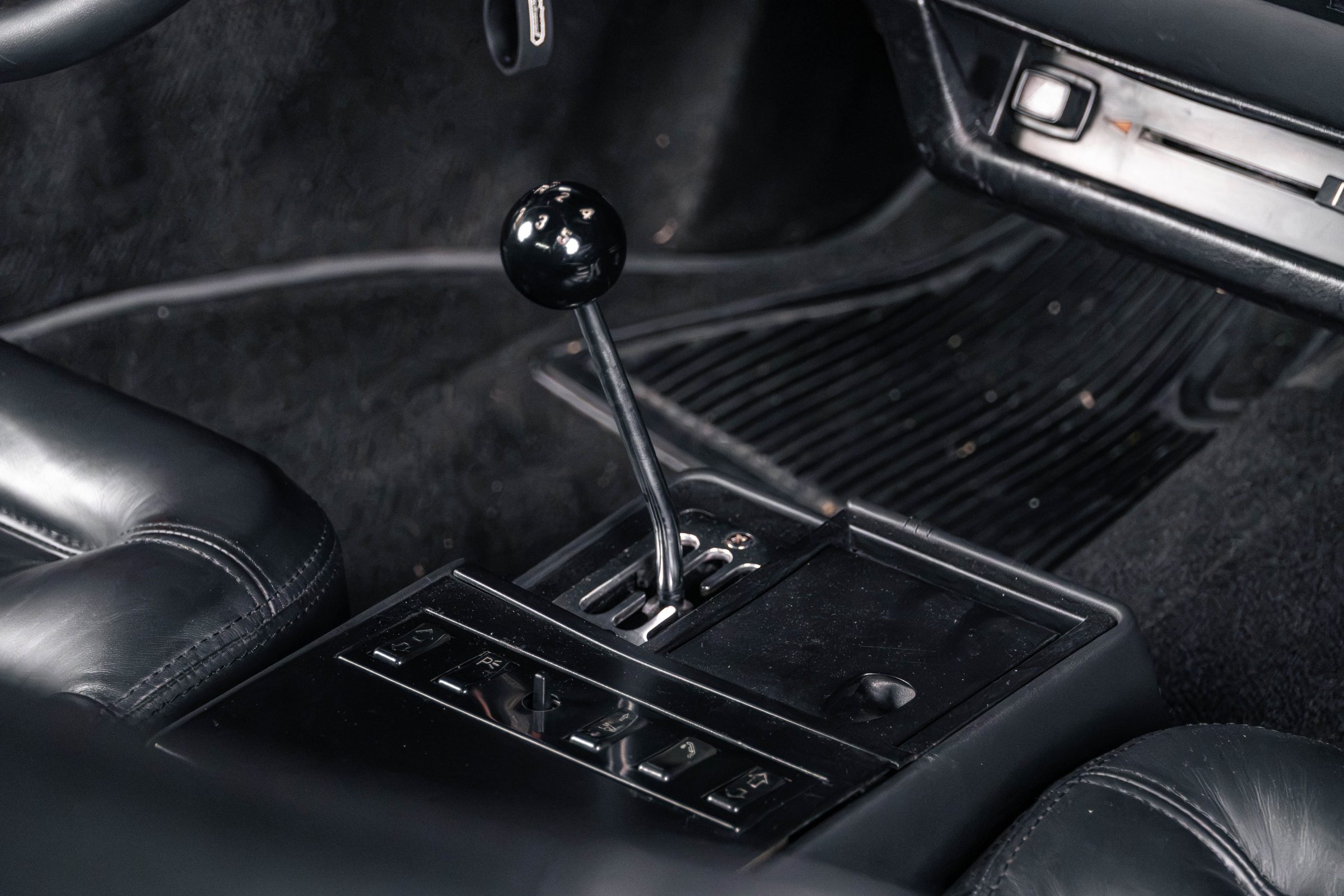 1983 Ferrari Mondial Venda Compra The Garage For Sale
