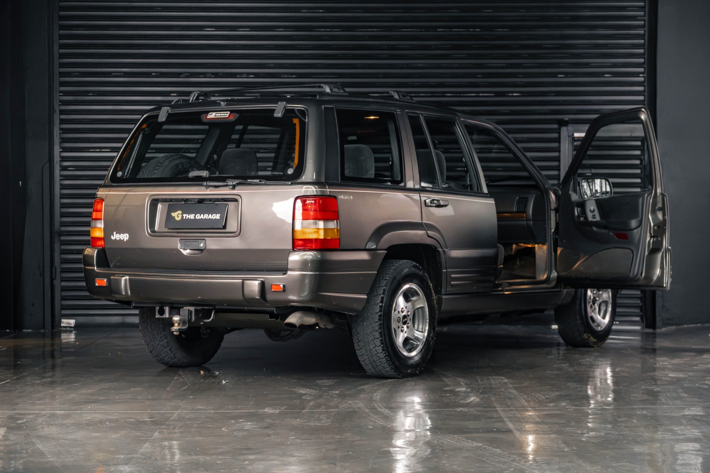 1998 Jeep Grand Cherokee Laredo Venda Compra The Garage For Sale