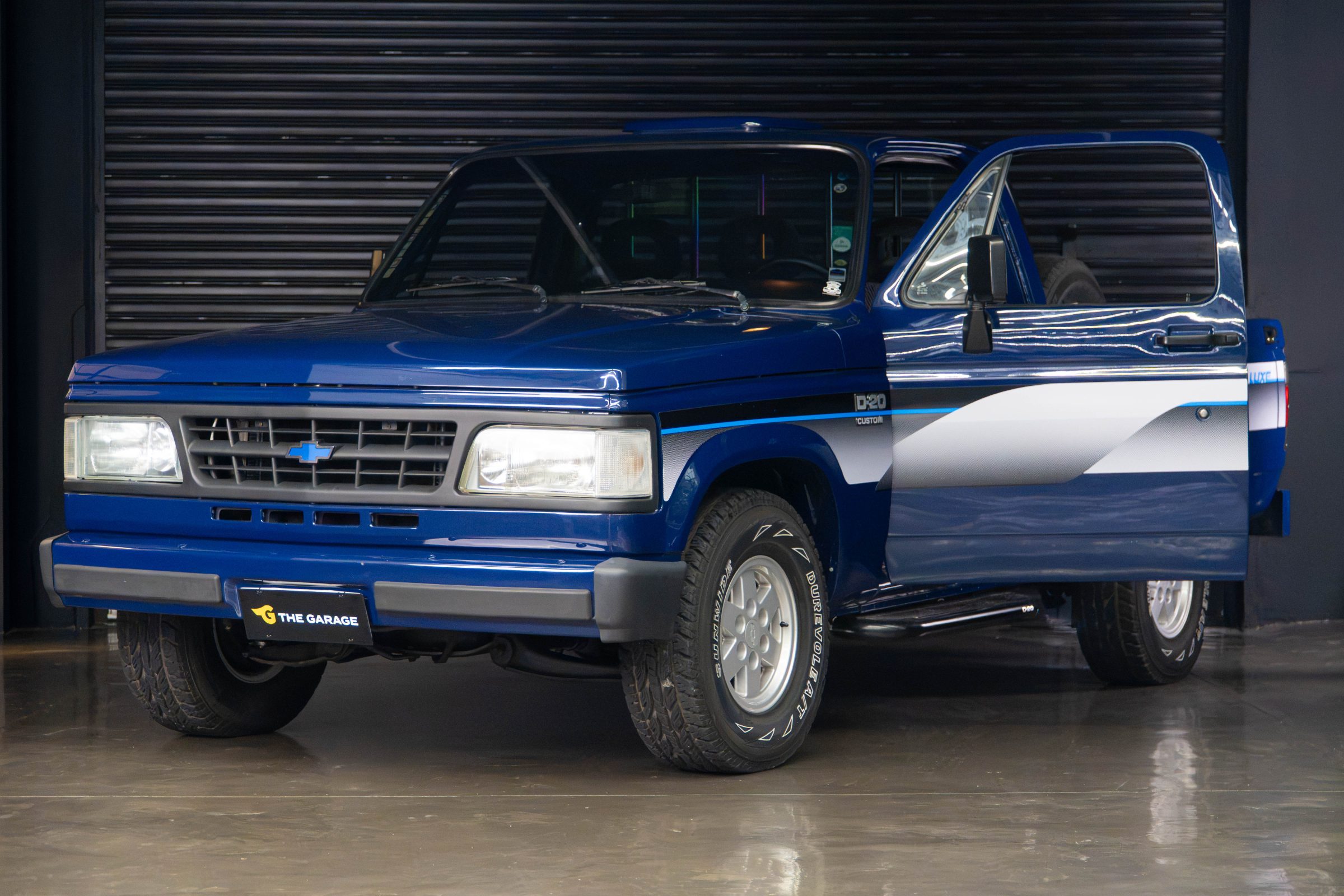 1994 Chevrolet D20 Custom S Venda Compra The Garage For Sale
