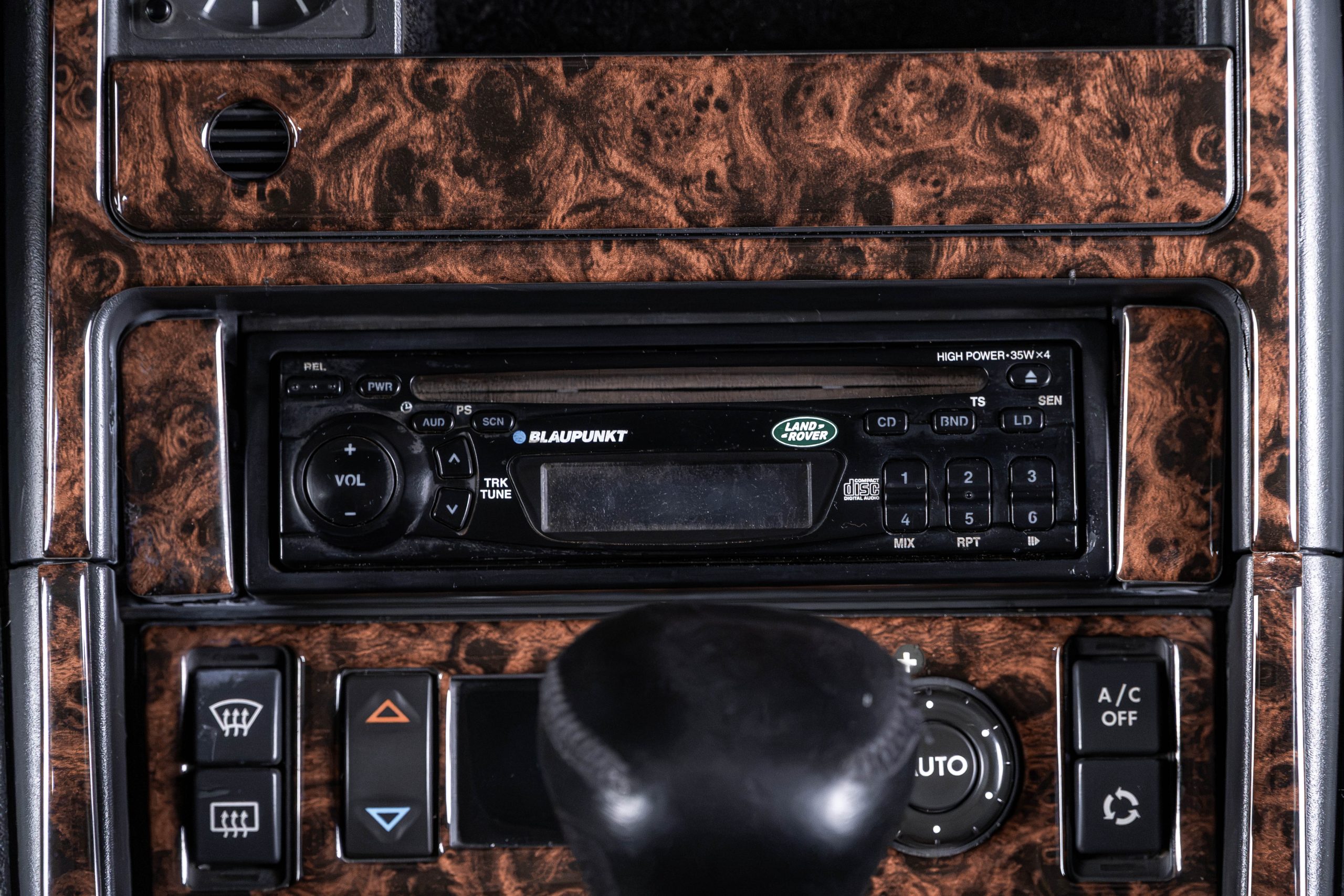 1998 Land Rover Range Rover 4.6 HSE 1998 Venda Compra The Garage For Sale