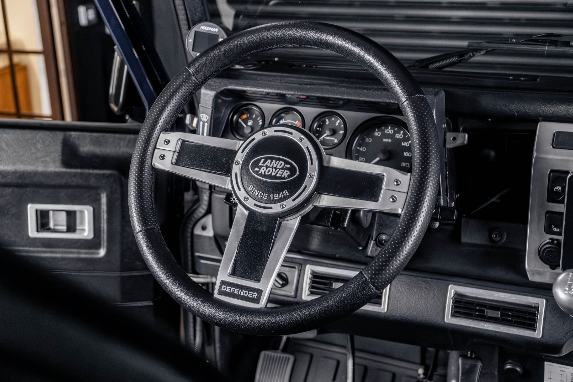 2001 Land Rover Defender 90 CSW Venda Compra The Garage For Sale