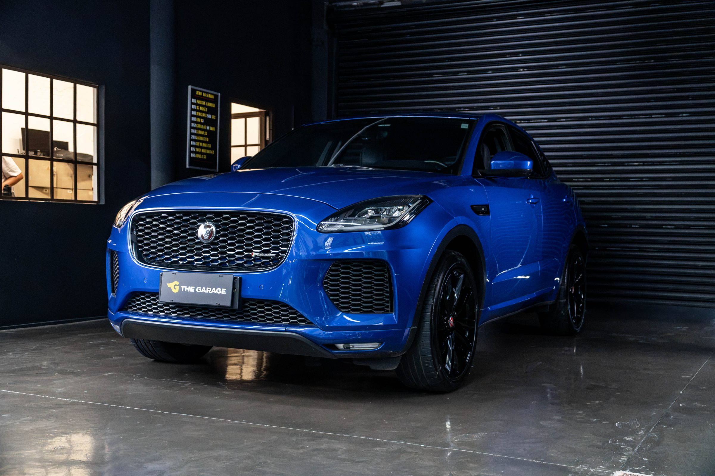 2018 Jaguar E-Pace P300 SE R-Dynamic Venda Compra The Garage For Sale