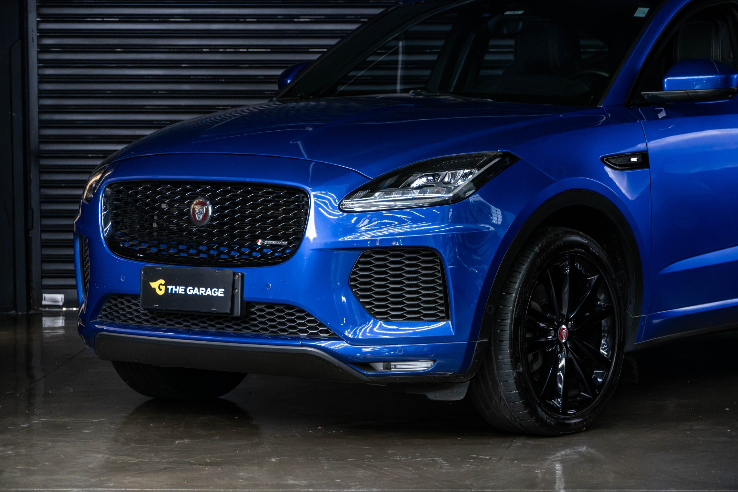 2018 Jaguar E-Pace P300 SE R-Dynamic Venda Compra The Garage For Sale